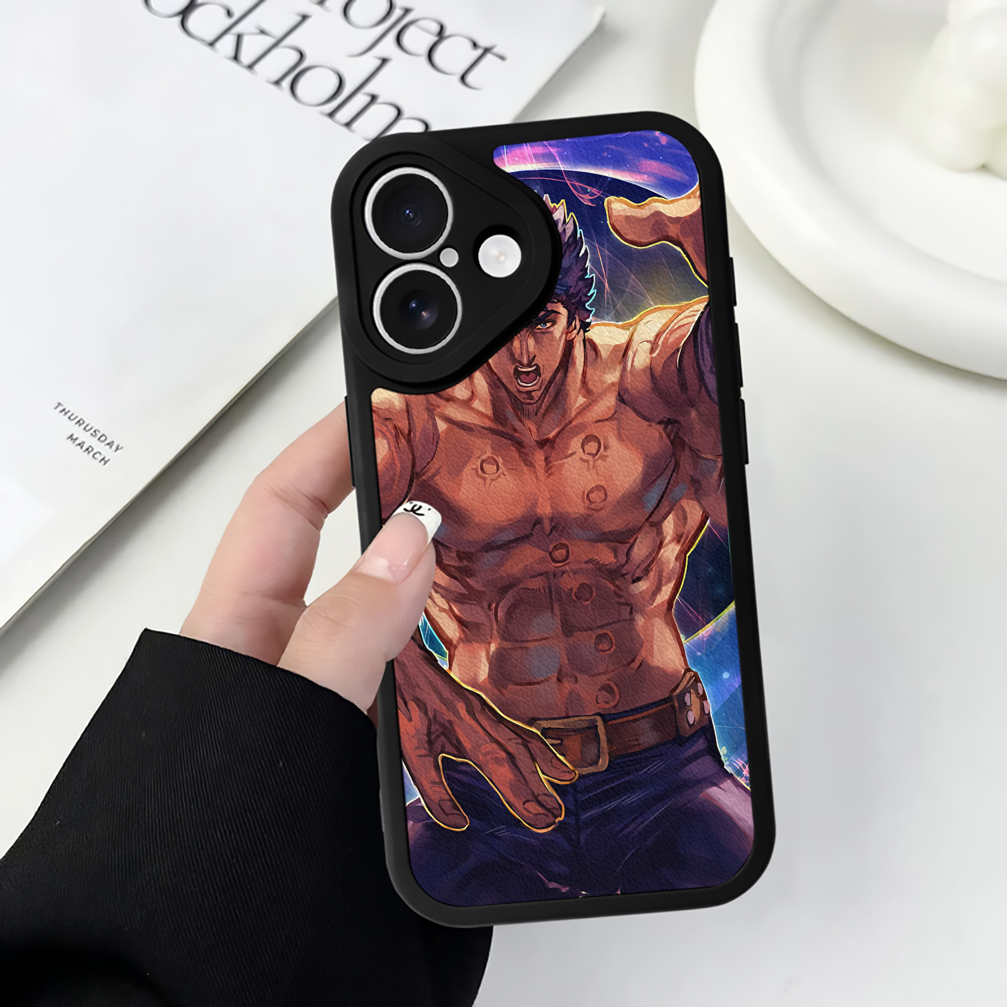 （画像用） 北斗の拳 Fist of the North Star 【iPhone 16シリーズ対応】シリコンスマホケース（レザー調） 材質：シリコン
